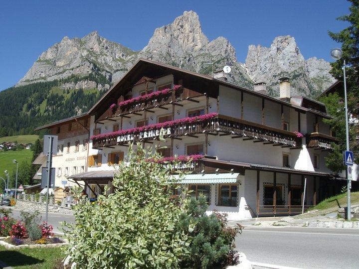 \u00BFCu\u00E1les son los mejores hoteles cerca de Museo Vittorino Cazzetta? Selva di Cadore Exterior foto