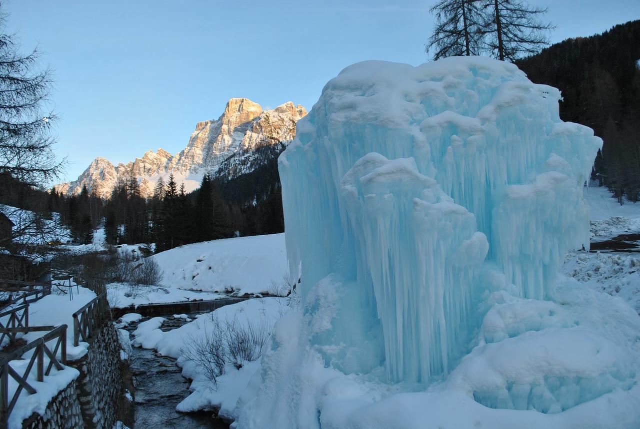 \u00BFCu\u00E1les son los mejores hoteles cerca de Museo Vittorino Cazzetta? Selva di Cadore Exterior foto